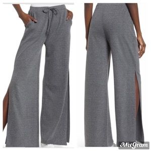 BP. Grey Slit Hem Knee Women’s Sweatpants Size XXS